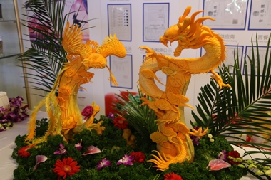 精致的龍鳳雕刻 精致的龍鳳雕刻